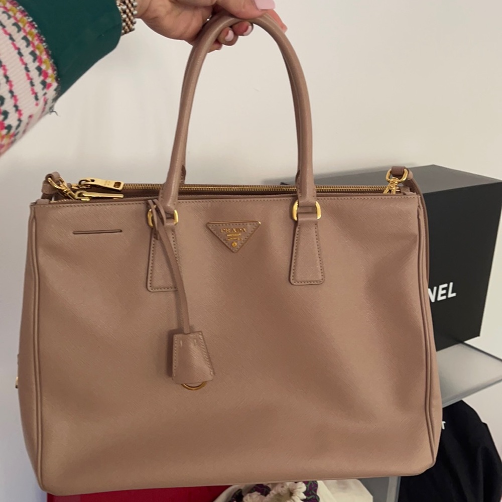 Prada galleria XL